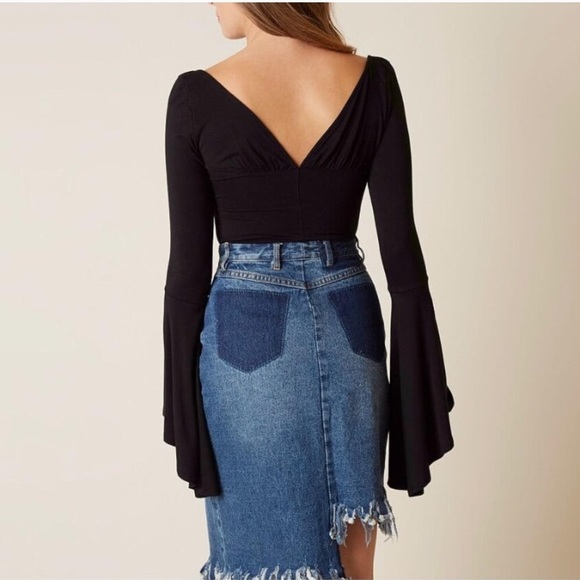 🎉HP🎉Free People What A Babe Bell Sleeve Top - Picture 2 of 5
